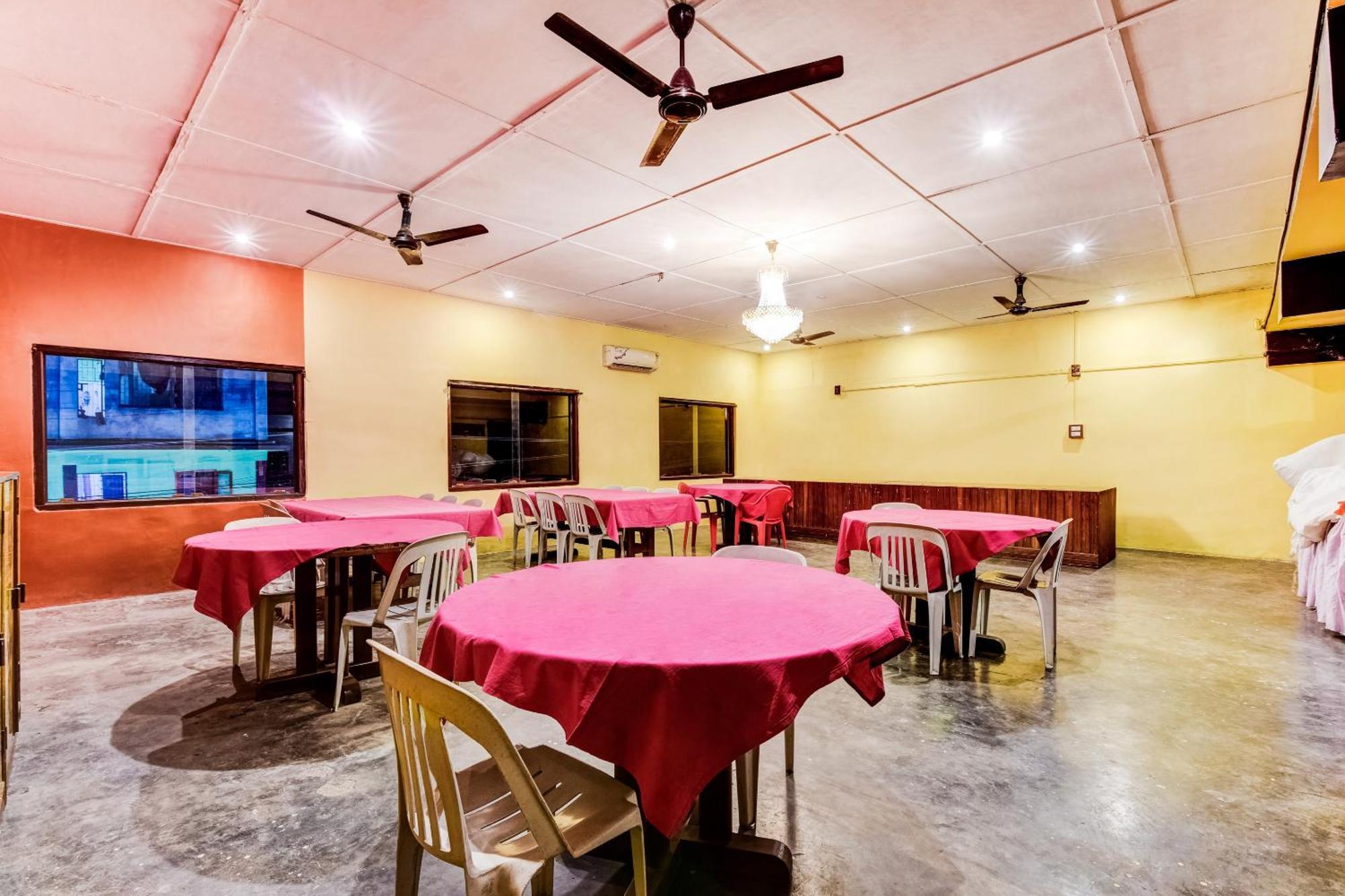 Spot On Durba 2 Hotell Tezpur Eksteriør bilde
